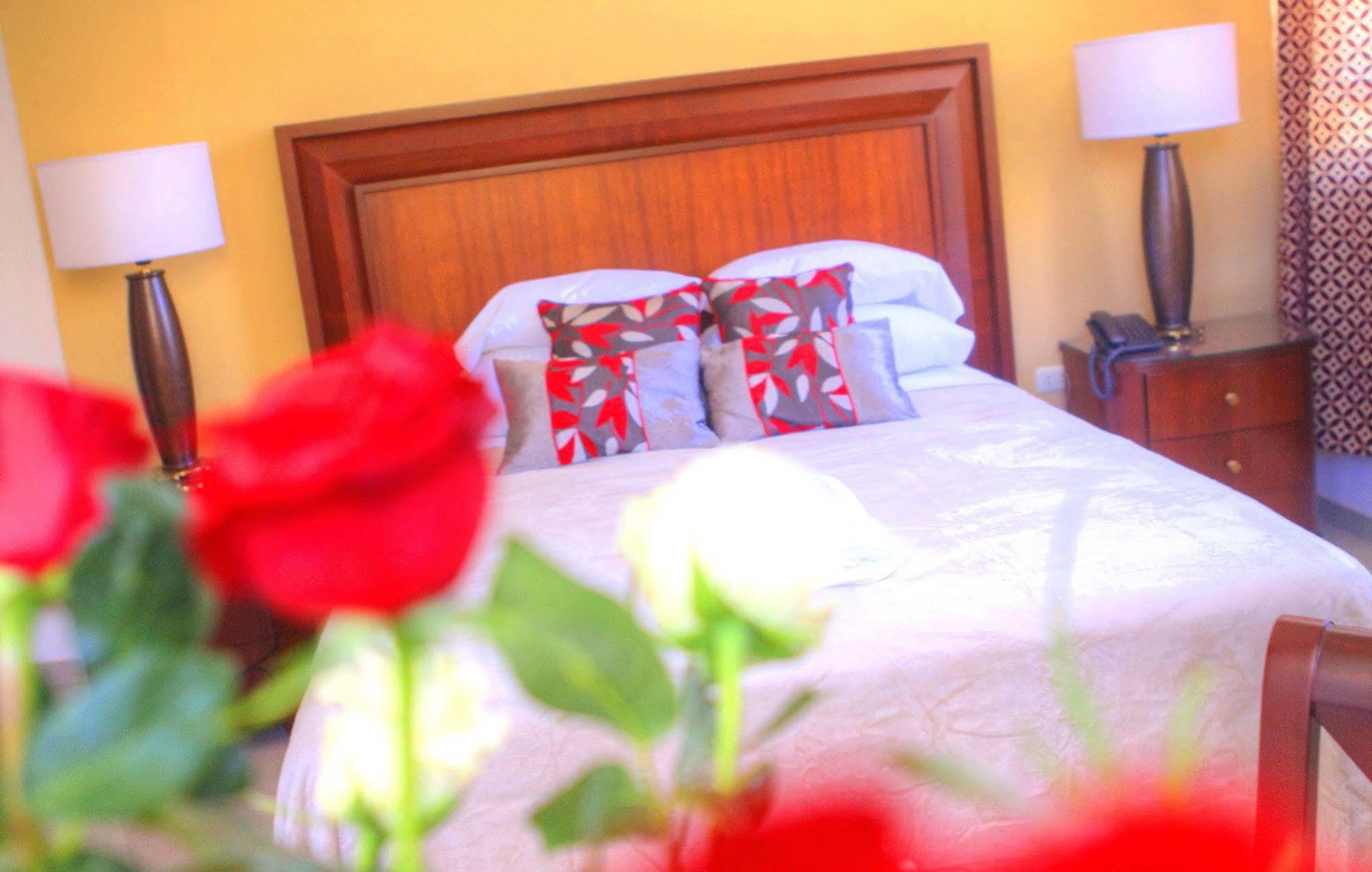 Siball Hotel Abancay Exterior photo